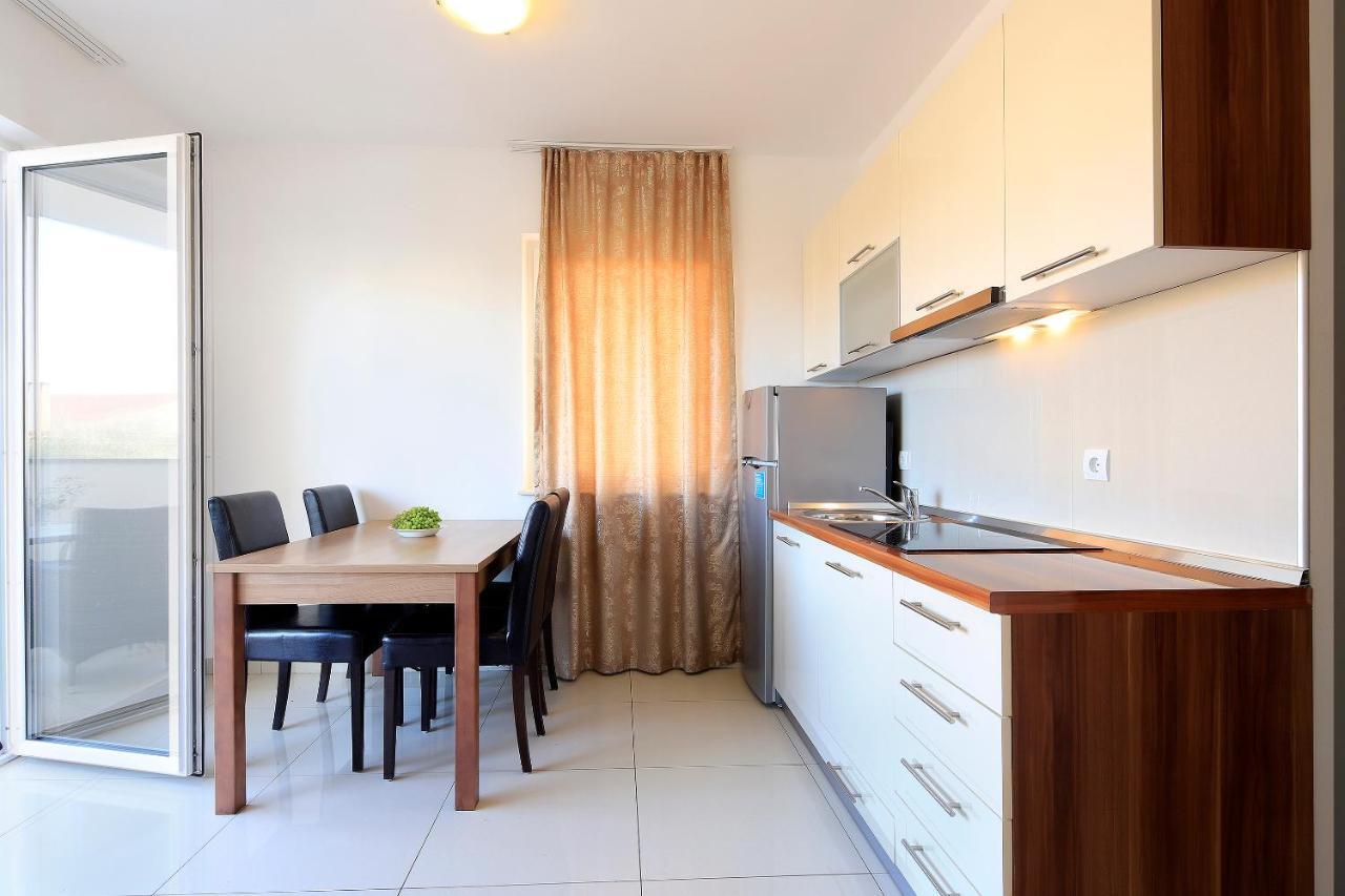 Apartment Casa Novalja